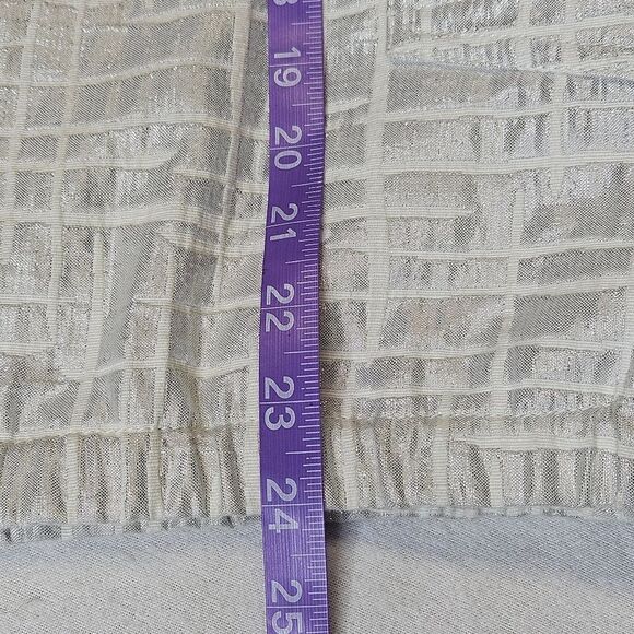 Lerario Beatriz Silver Metallic & White Capped Sleeve Abstract Print Vest Blouse - Picture 12 of 12